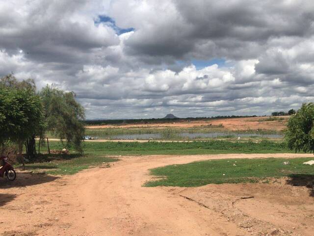 #911 - Terreno para Venda em Paulo Afonso - BA