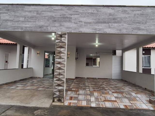 #951 - Casa para Locação em Paulo Afonso - BA