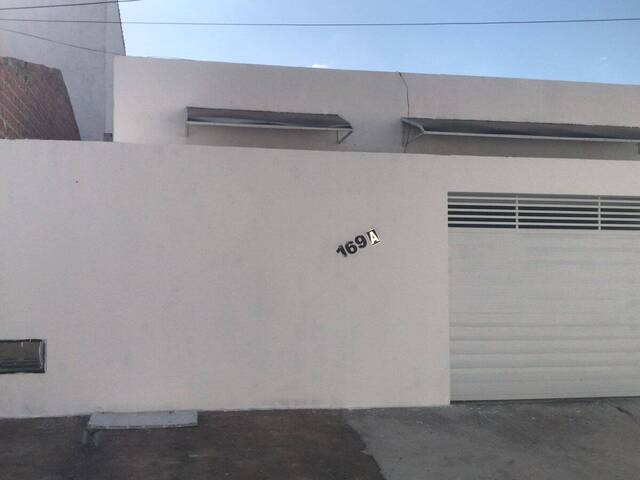 #1010 - Casa para Locação em Paulo Afonso - BA - 1