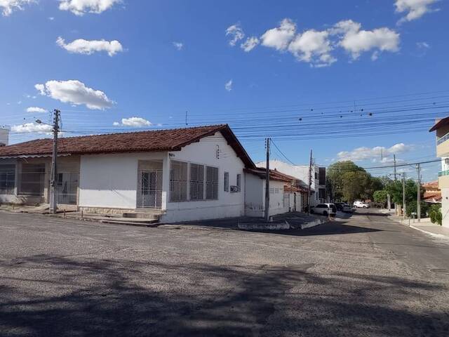 #1042 - Casa para Venda em Paulo Afonso - BA - 1