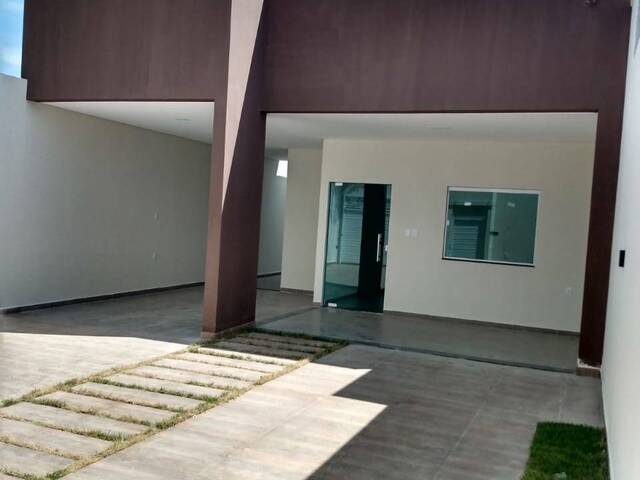 #915 - Casa para Venda em Paulo Afonso - BA