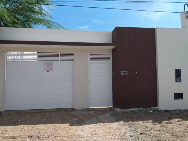 #915 - Casa para Venda em Paulo Afonso - BA