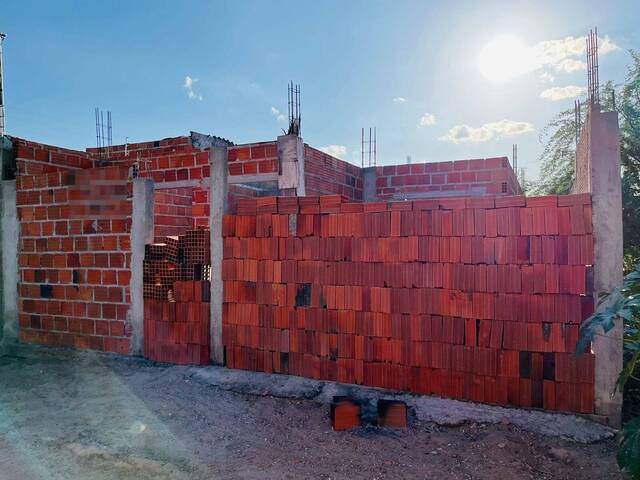 #1070 - Casa para Venda em Paulo Afonso - BA - 2