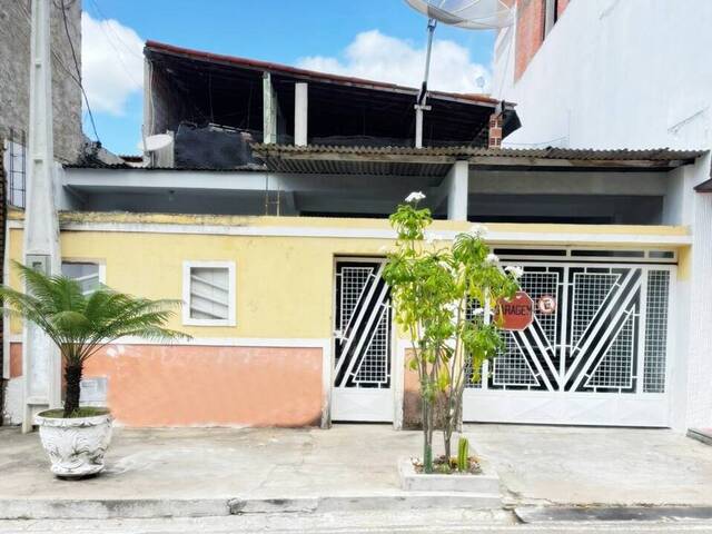 #1173 - Casa para Venda em Paulo Afonso - BA