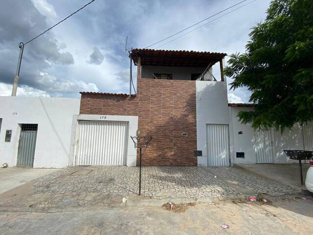 #1309 - Casa para Venda em Paulo Afonso - BA