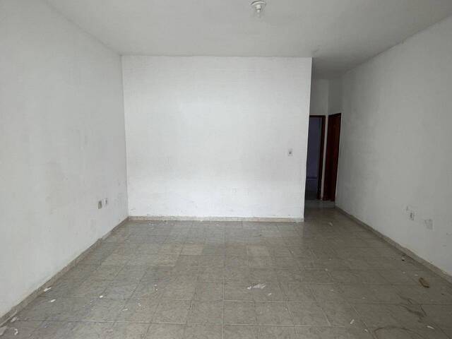 #1571 - Casa para Locação em Paulo Afonso - BA - 3