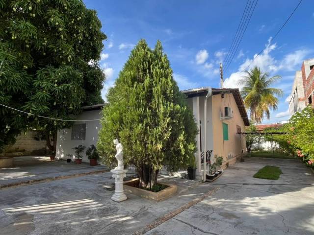 #1573 - Casa para Venda em Paulo Afonso - BA - 2